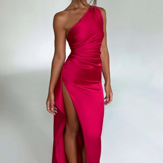 Ewa | Plisowana Satynowa Sukienka Maxi | Elegancka suknia z rozcięciem na jedno ramię na eleganckie wydarzenia