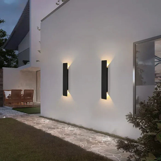 Kinkiet zewnętrzny | StormGlow odporny na warunki atmosferyczne | Wodoodporna oprawa aluminiowa | uwagi o ochronie IP65 | Nowoczesny projekt na patio, ogród i balkon | Łatwa instalacja | Opcje 2 W, 6 W, 18 W, 24 W