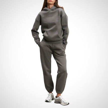 Damski zestaw do joggingu miejskiego | Stylowa bluza z kapturem i joggery | Miękki i oddychający bawełniany dres | Wszechstronny strój codzienny | Kieszeń kangurka i regulowany kaptur | Elastyczny pas i kieszenie boczne