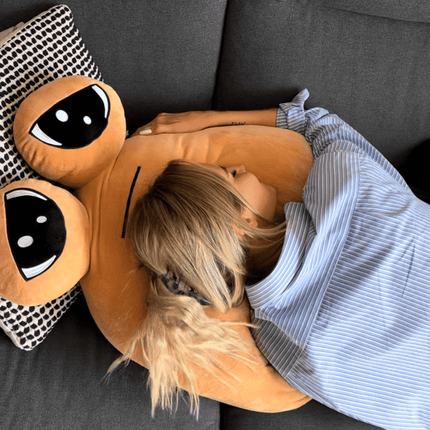 Pluszowa emoji | Przytul kolego | Miękki, krótki pluszowy materiał | Wypełnienie z bawełny PP | 22cm/60cm | Idealny do użytku dekoracyjnego | Sypialnia, pokój dzienny, biuro | Przytulny | Prezentuj dla wszystkich grup wiekowych