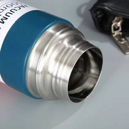 Izolowany kubek termiczny ze stali nierdzewnej 500ml | Podwójne ściany próżniowe | 3 w 1 zestaw | Uzywane zimne lub zimne do 12h | Zawiera wygodny kubek | Odporna na rdzę i przecieki | Idealna na podróże i codzienne