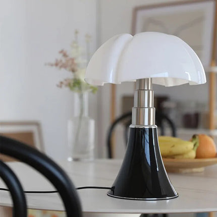 Lampa kwiatowa w stylu retro | Czarna baza | Biały akrylowy klosz | LED 10W Philips | Dotknij opcji Przełącznik | Lampka nocna lub na biurko | Kabel 1,8 M | 1,85 KG | Nowoczesne nastrojowe oświetlenie | Energooszczędna konstrukcja