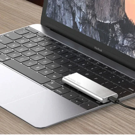 SKLEP DANYCH | Ultracienka przenośna pamięć masowa o pojemności 4 TB z szybkim przesyłaniem danych przez USB-C | Trwała konstrukcja typu Plug-and-Play | Kompatybilny z Windowsem i Macem