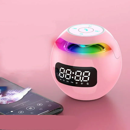Głośnik z budzikiem Bluetooth Ball | Cyfrowy wyświetlacz LED | Kolorowe światło nocne | Bluetooth 5.0 | Bateria 2200 mAh | Inteligentne wykrywanie ruchu | Wysokiej jakości głośnik 5W | Kompaktowa konstrukcja | Biały, czarny, różowy