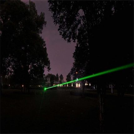 Zestaw zielonych wskaźników laserowych o dużej mocy | Super jasne | Regulowana ostrość | Bezpieczna blokada dziecięca | Zasięg 500-10000m | Akumulator 18650 | Lekki | Zaawansowana technologia optyczna | Ciągła wiązka | Przenośna konstrukcja 