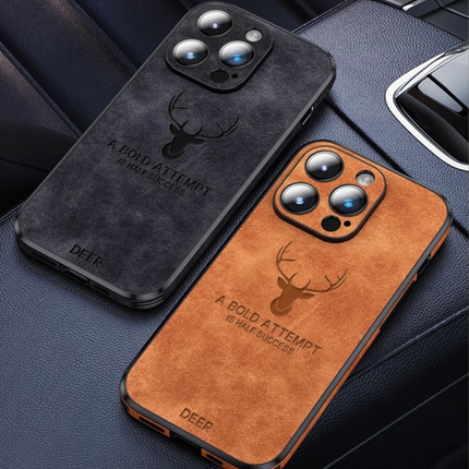 Luksusowe skórzane etui na iPhone'a | Elegancki wygląd i ochrona odporna na wstrząsy | Wysokiej jakości materiał | Precyzyjne dopasowanie i wycięcia | Cienki i lekki | Dostępne w różnych kolorach i wykończeniach