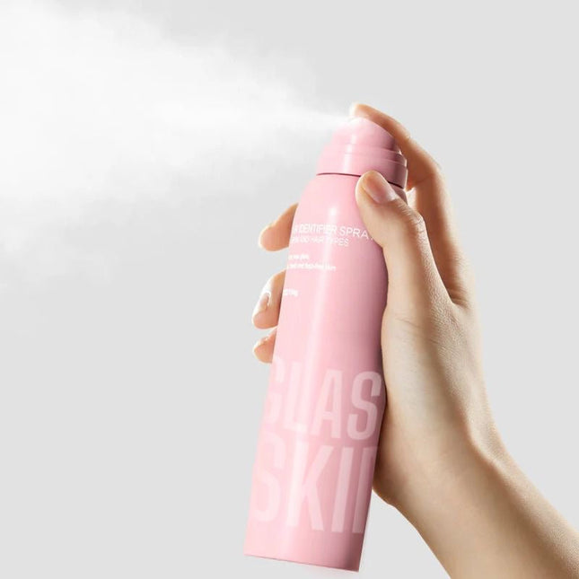 Szklana Skóra | Spray do usuwania włosów na twarz | Wzmocnione światło podczas podróży | Formuły ekstraktów botanicznych | Gładka bariera badana | Zmniejsza tarcie i ciągnięcie | Wzbogacony oczarem wirginijskim i drzewem herbacianym