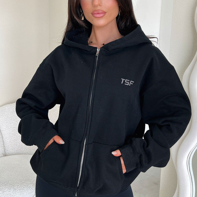 Czarna bluza z dekoltem Dale | Miękka mieszanka bawełny | Pełna długość ze srebrnym zamkiem | Bluza z kapturem | Haftowane logo TSF | Casualowa odzież wierzchnia na co dzień