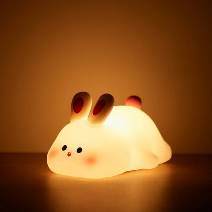 Lampka nocna z silikonowym króliczkiem | Regulowana światło | Bezpieczny dla dzieci | Akumulator | Przenośna konstrukcja | Wystrój domu | Ulga w stresie | Ciepły blask otoczenia | Materiał dla bezpiecznych dzieci, niezawierający BPA | 3 tryby oświetlenia