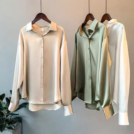 Satynowa koszula damska | Zapięcie na guziki | Długi rękaw | Zrelaksowany krój | Wszechstronna moda | Dostępne XS-2XL | duże kolory Zielony, Szampan, Biały, Czarny | Idealny do noszenia w dniu, na co dzień i formalnie | Styl ponadczasowy