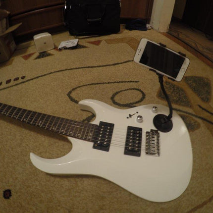 Inteligentny stojak na gitarę | Uniwersalny uchwyt na telefon | Nadaje się do urządzeń poniżej 6 cali | Łatwe odłączenie | spójny z gitarami elektrycznymi, akustycznymi i klasycznymi | Odtwarzaj muzykę w miejscu i czasie