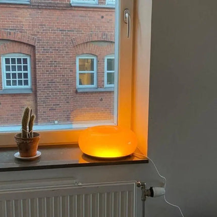 Nowoczesna lampa stołowa LED | Unikalny kształt pączka | Ściemnialny przełącznik dotykowy | Energooszczędne oświetlenie | Wysokiej jakości szkło i metal | Do salonu, sypialni, biura | Regulowana jasność